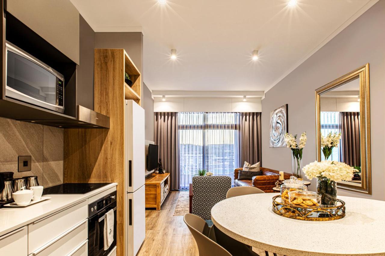 Menlyn Maine Residence Unit 1419 Pretoria-Noord Buitenkant foto