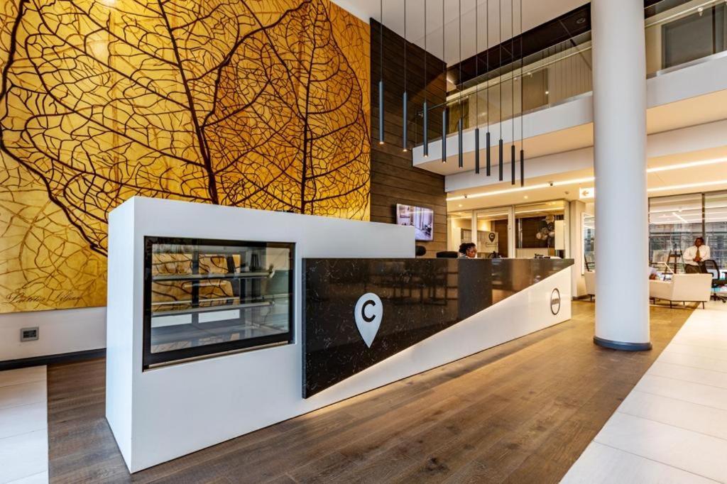 Menlyn Maine Residence Unit 1419 Pretoria-Noord Buitenkant foto